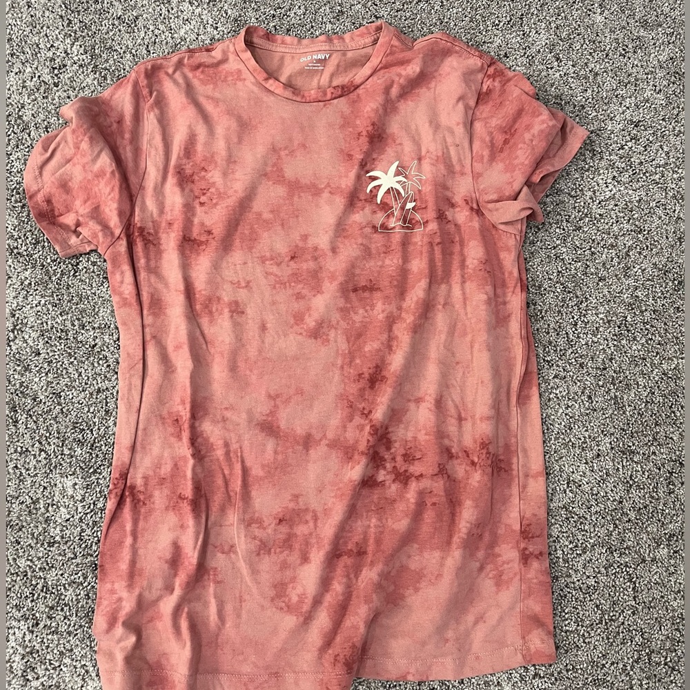 Maroon beach tee shirt